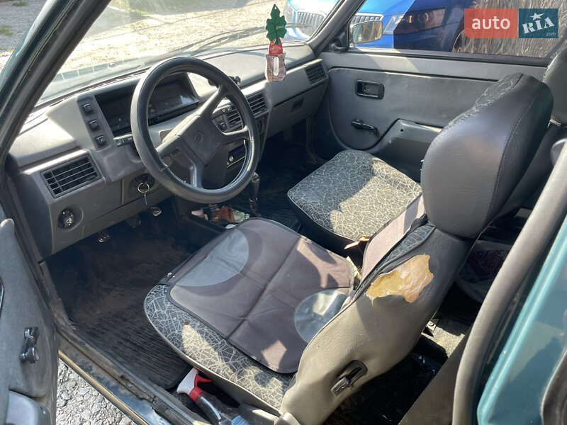 Хэтчбек ЗАЗ 1102 Таврия-Нова 2004 в Белой Церкви