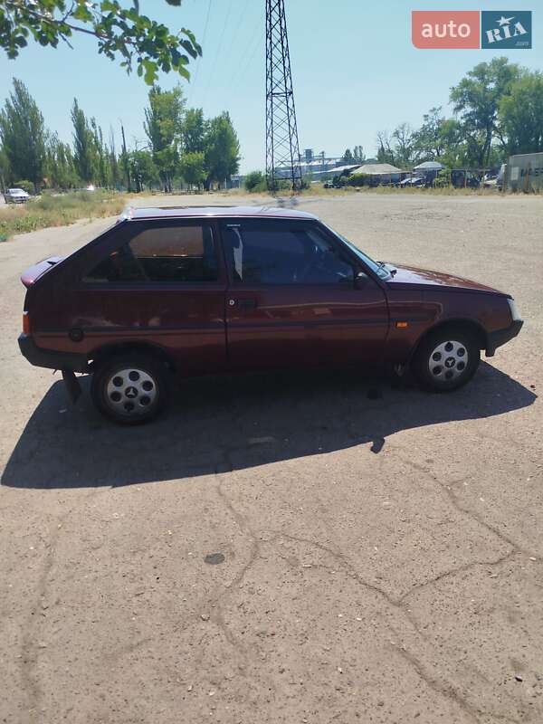 Хэтчбек ЗАЗ 1102 Таврия-Нова 2006 в Николаеве