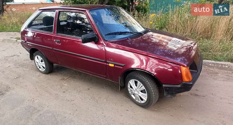 Хэтчбек ЗАЗ 1102 Таврия-Нова 2001 в Сумах