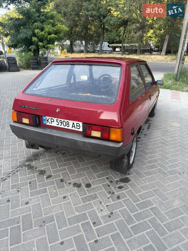 Хэтчбек ЗАЗ 1102 Таврия-Нова 2003 в Запорожье