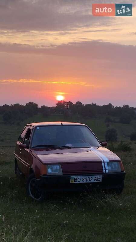 Хэтчбек ЗАЗ 1102 Таврия-Нова 2006 в 