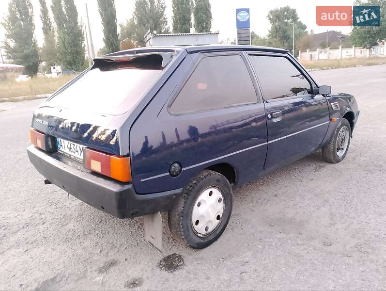 Хэтчбек ЗАЗ 1102 Таврия-Нова 2005 в Киеве