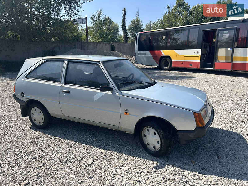 Хэтчбек ЗАЗ 1102 Таврия-Нова 2004 в Светловодске
