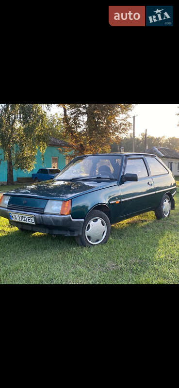 ЗАЗ 1102 Таврия-Нова 2000