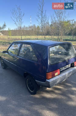 Хэтчбек ЗАЗ 1102 Таврия-Нова 2003 в 