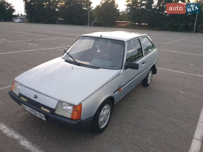 Хетчбек ЗАЗ 1102 Таврія-Нова 2004 в Києві