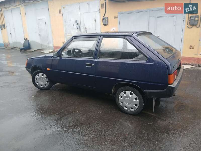 Хэтчбек ЗАЗ 1102 Таврия-Нова 2004 в Хмельницком
