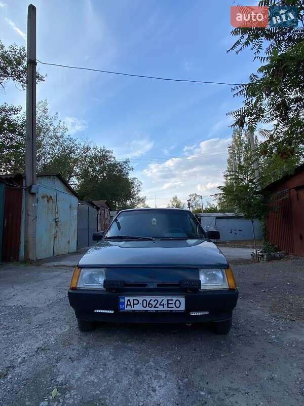 Хэтчбек ЗАЗ 1102 Таврия-Нова 2005 в 