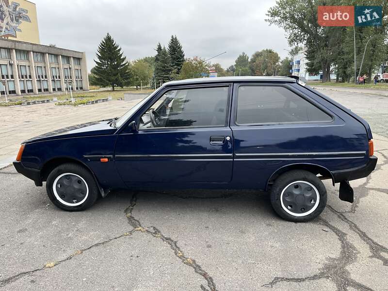 Хэтчбек ЗАЗ 1102 Таврия-Нова 2005 в Каменском