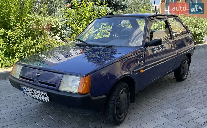 Хэтчбек ЗАЗ 1102 Таврия-Нова 2004 в 