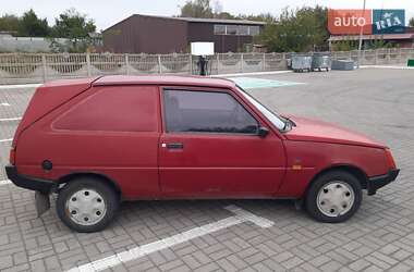 Хэтчбек ЗАЗ 1102 Таврия-Нова 2002 в 