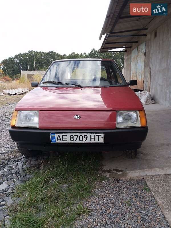 Хэтчбек ЗАЗ 1102 Таврия-Нова 2006 в 