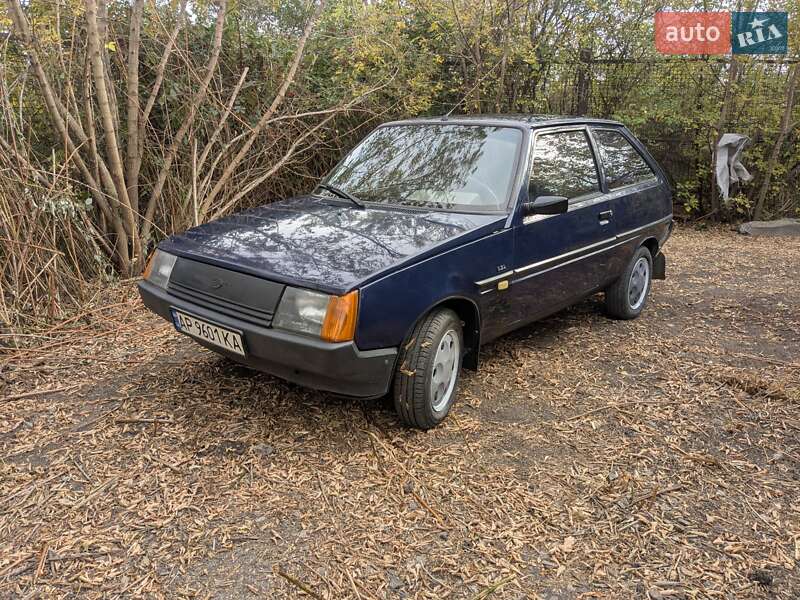 Хэтчбек ЗАЗ 1102 Таврия-Нова 2004 в 