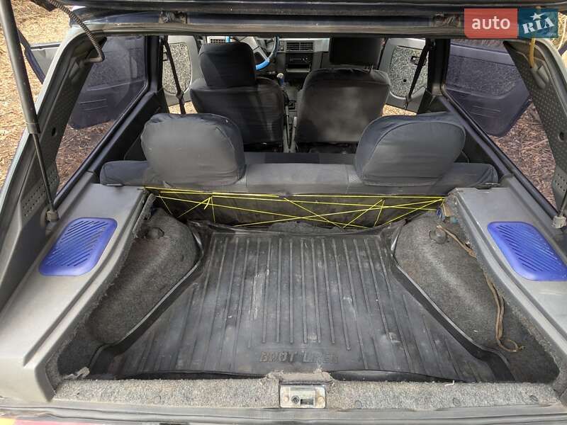 Хэтчбек ЗАЗ 1102 Таврия-Нова 2004 в Вольнянске