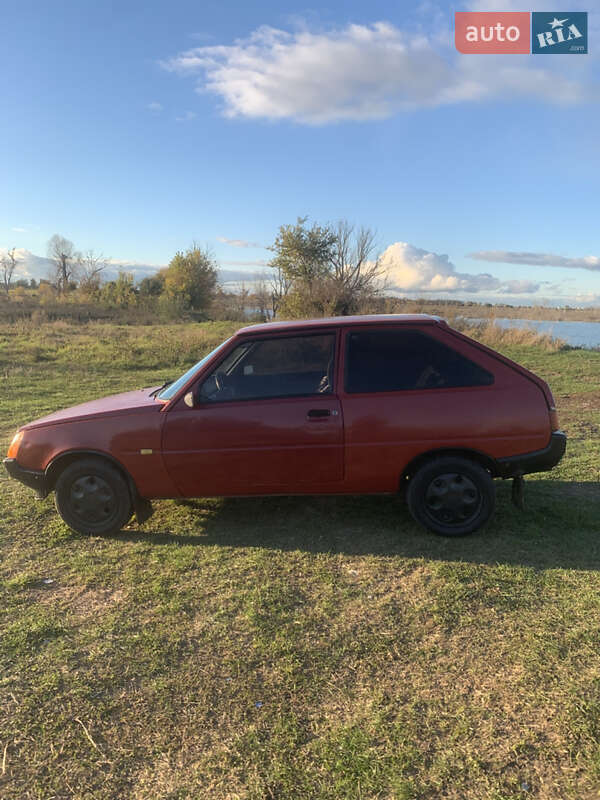 Хэтчбек ЗАЗ 1102 Таврия-Нова 1998 в Демидове фото 12 Хэтчбек ЗАЗ 1102 Таврия-Нова 1998 в Демидове