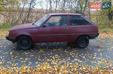 Хетчбек ЗАЗ 1102 Таврія-Нова 1998 в 