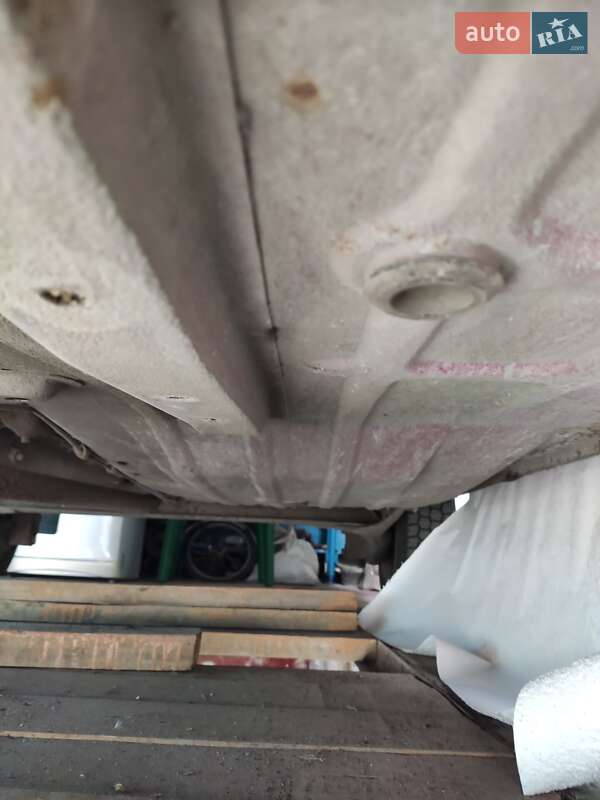 Хэтчбек ЗАЗ 1102 Таврия-Нова 2003 в Запорожье