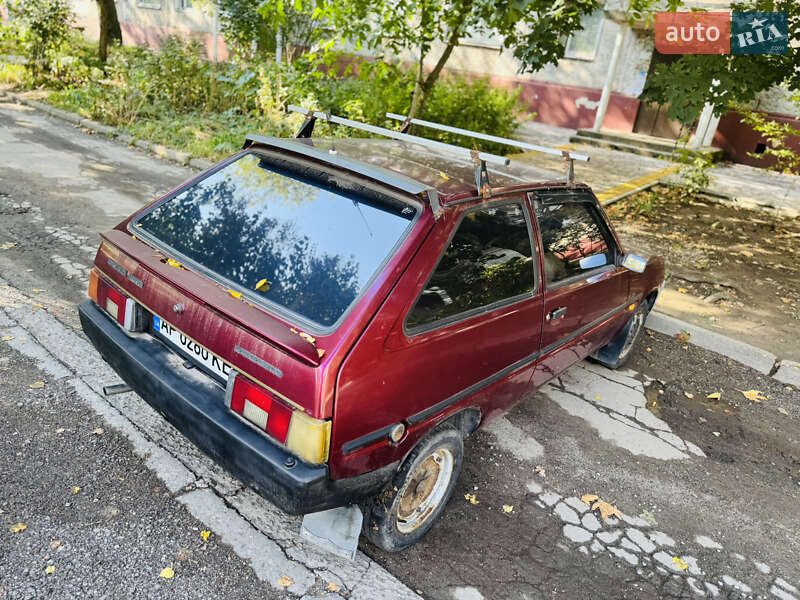 Хэтчбек ЗАЗ 1102 Таврия-Нова 2000 в Запорожье