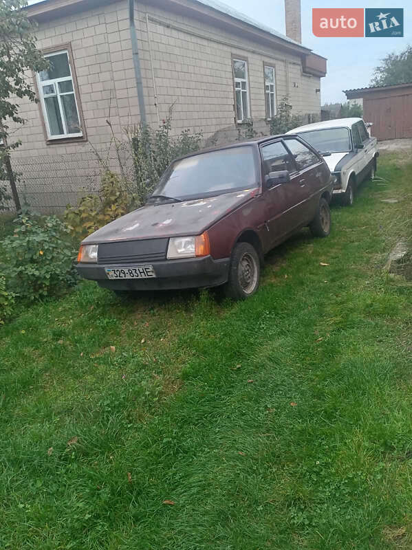 Хетчбек ЗАЗ 1102 Таврія-Нова 1998 в Черкасах фото 2 Хетчбек ЗАЗ 1102 Таврія-Нова 1998 в Черкасах