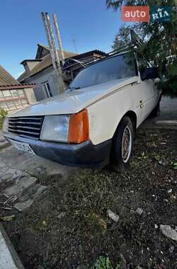 Хэтчбек ЗАЗ 1102 Таврия-Нова 2003 в Одессе