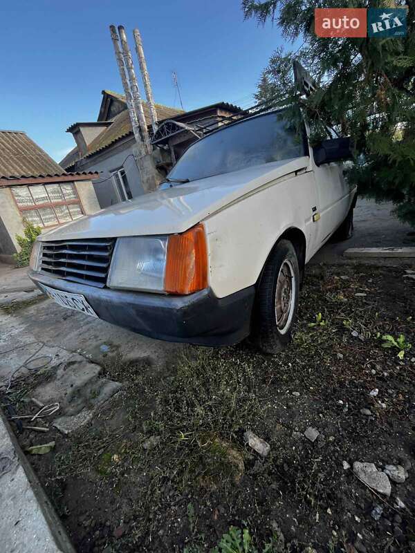 Хэтчбек ЗАЗ 1102 Таврия-Нова 2003 в Одессе фото Хэтчбек ЗАЗ 1102 Таврия-Нова 2003 в Одессе