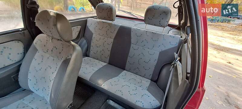 Хэтчбек ЗАЗ 1102 Таврия-Нова 2003 в Кривом Роге