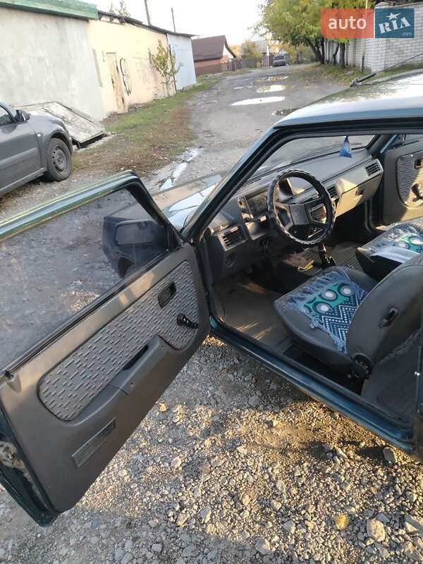 Хетчбек ЗАЗ 1102 Таврія-Нова 1999 в Дніпрі