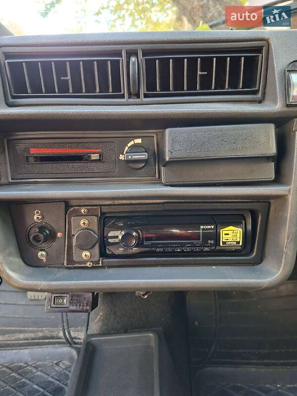 Хетчбек ЗАЗ 1102 Таврія-Нова 2003 в Дніпрі фото 11 Хетчбек ЗАЗ 1102 Таврія-Нова 2003 в Дніпрі