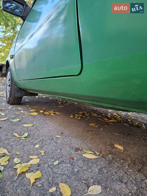 Хетчбек ЗАЗ 1102 Таврія-Нова 2003 в Дніпрі фото 14 Хетчбек ЗАЗ 1102 Таврія-Нова 2003 в Дніпрі