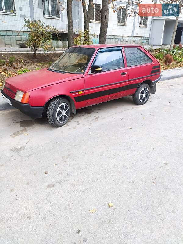 Хэтчбек ЗАЗ 1102 Таврия-Нова 2003 в Запорожье