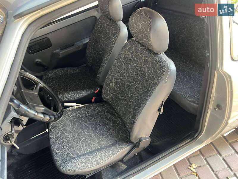 Хэтчбек ЗАЗ 1102 Таврия-Нова 2006 в Запорожье фото 10 Хэтчбек ЗАЗ 1102 Таврия-Нова 2006 в Запорожье