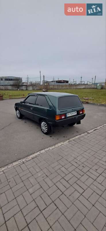 Хетчбек ЗАЗ 1102 Таврія-Нова 2004 в Хмельницькому фото 3 Хетчбек ЗАЗ 1102 Таврія-Нова 2004 в Хмельницькому