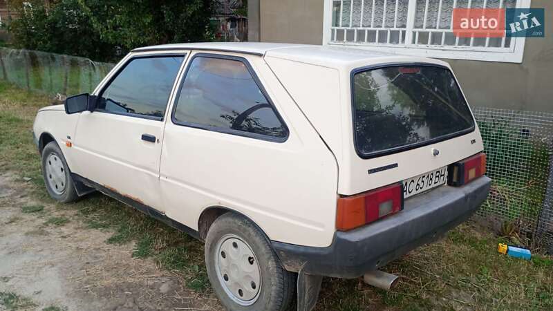 Хетчбек ЗАЗ 1102 Таврія-Нова 2004 в Цумані