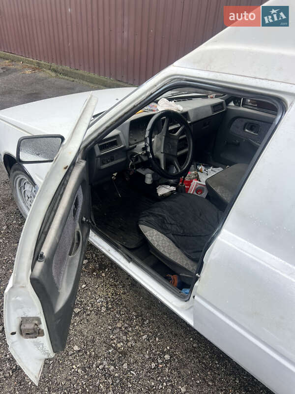 Хетчбек ЗАЗ 1102 Таврія-Нова 2003 в Вінниці