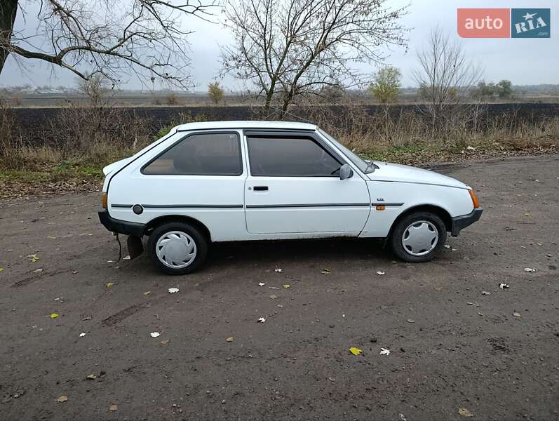 Хетчбек ЗАЗ 1102 Таврія-Нова 2001 в Новомиколаївці фото 11 Хетчбек ЗАЗ 1102 Таврія-Нова 2001 в Новомиколаївці