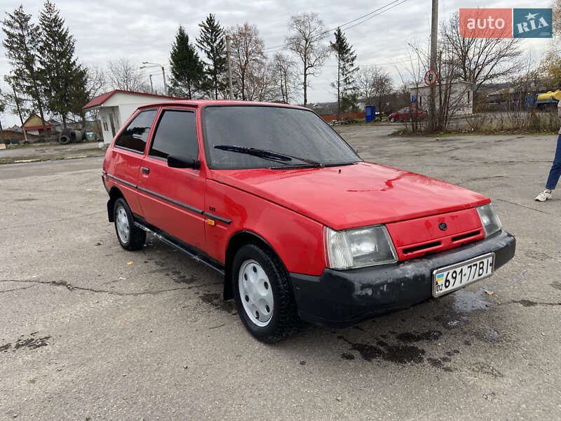 Хэтчбек ЗАЗ 1102 Таврия-Нова 2003 в Шаргороде фото Хэтчбек ЗАЗ 1102 Таврия-Нова 2003 в Шаргороде