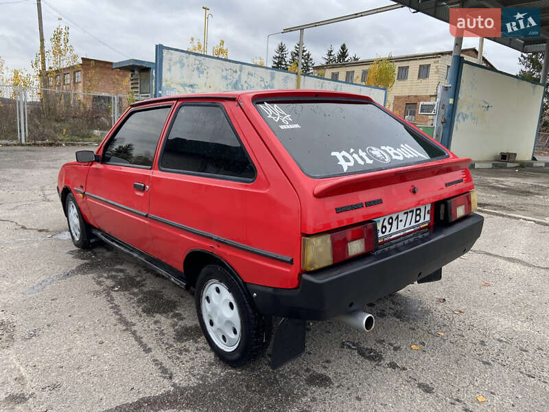 Хэтчбек ЗАЗ 1102 Таврия-Нова 2003 в Шаргороде фото 7 Хэтчбек ЗАЗ 1102 Таврия-Нова 2003 в Шаргороде