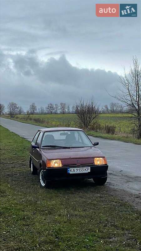 Хэтчбек ЗАЗ 1102 Таврия-Нова 1998 в Броварах фото 5 Хэтчбек ЗАЗ 1102 Таврия-Нова 1998 в Броварах