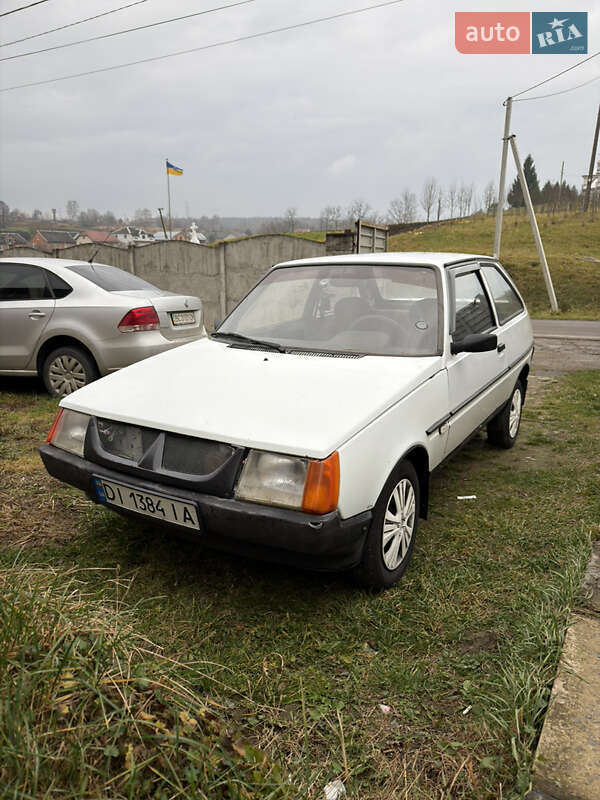 Хетчбек ЗАЗ 1102 Таврія-Нова 1998 в Львові фото Хетчбек ЗАЗ 1102 Таврія-Нова 1998 в Львові