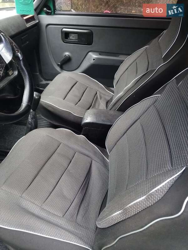 Хэтчбек ЗАЗ 1102 Таврия-Нова 2002 в Бахмаче