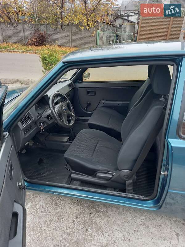 Хэтчбек ЗАЗ 1102 Таврия-Нова 2001 в Запорожье фото 5 Хэтчбек ЗАЗ 1102 Таврия-Нова 2001 в Запорожье