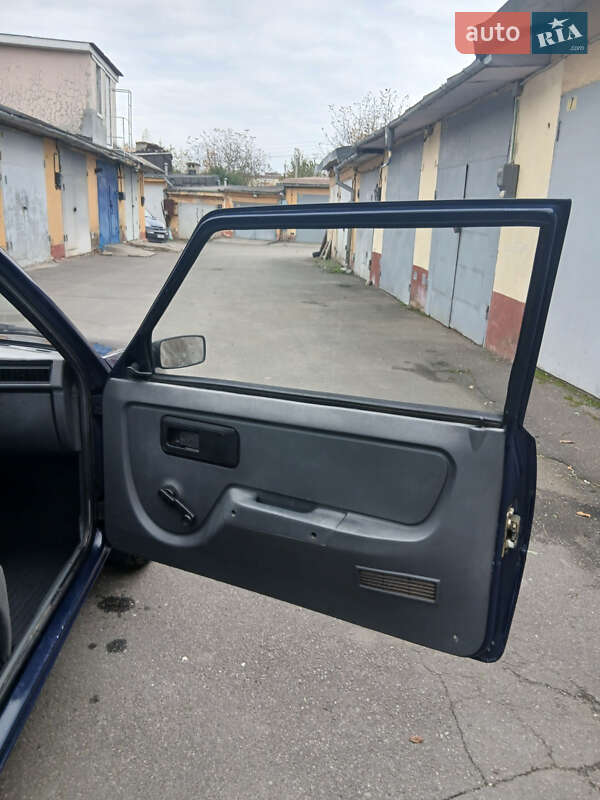 Хэтчбек ЗАЗ 1102 Таврия-Нова 2004 в Хмельницком