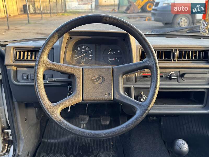 Хетчбек ЗАЗ 1102 Таврія-Нова 1998 в Одесі