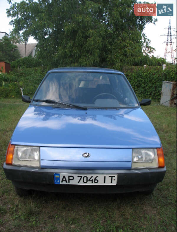 Хетчбек ЗАЗ 1102 Таврія-Нова 2003 в Запоріжжі фото 4 Хетчбек ЗАЗ 1102 Таврія-Нова 2003 в Запоріжжі