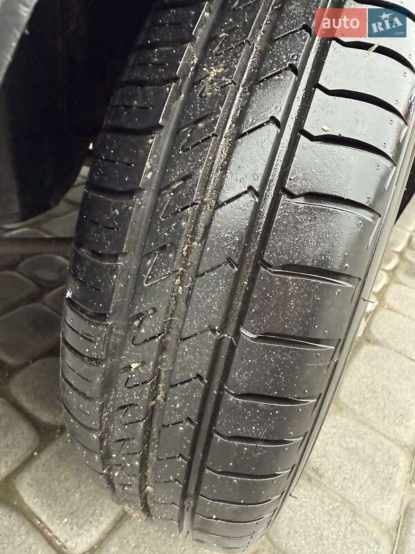 Хэтчбек ЗАЗ 1102 Таврия-Нова 2001 в Запорожье фото 14 Хэтчбек ЗАЗ 1102 Таврия-Нова 2001 в Запорожье