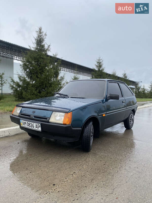 Хетчбек ЗАЗ 1102 Таврія-Нова 2001 в Коростені