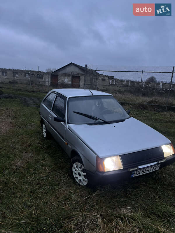 Хэтчбек ЗАЗ 1102 Таврия-Нова 2004 в Каменец-Подольском