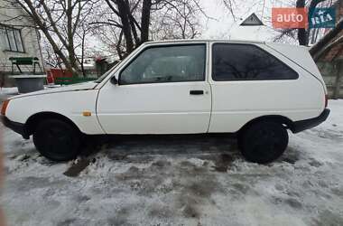 Хэтчбек ЗАЗ 1102 Таврия-Нова 2003 в Тараще