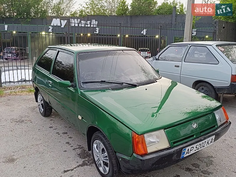 ЗАЗ 1102 Таврія-Нова