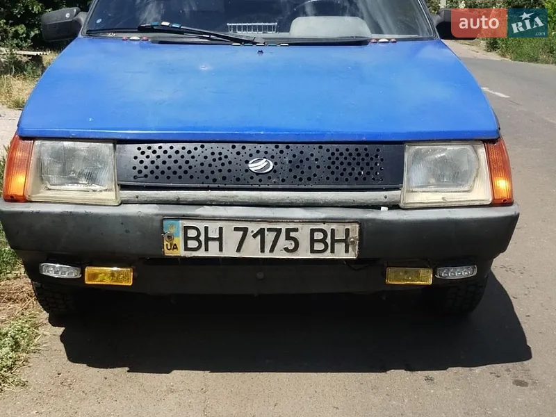 ЗАЗ 1102 Таврія-Нова